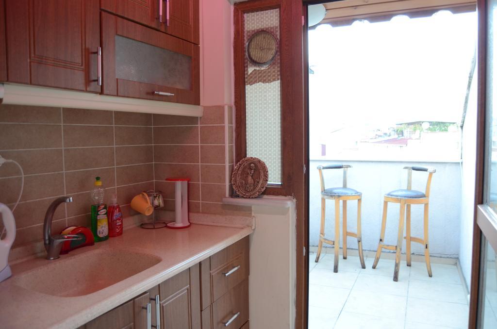 Naz 40 Aparthotel Istanbul Bilik gambar